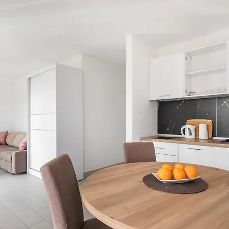 Ciovo Sunni Апартаменты *