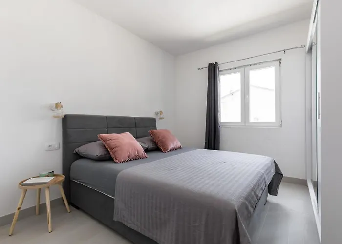 Ciovo Sunni Apartmán *